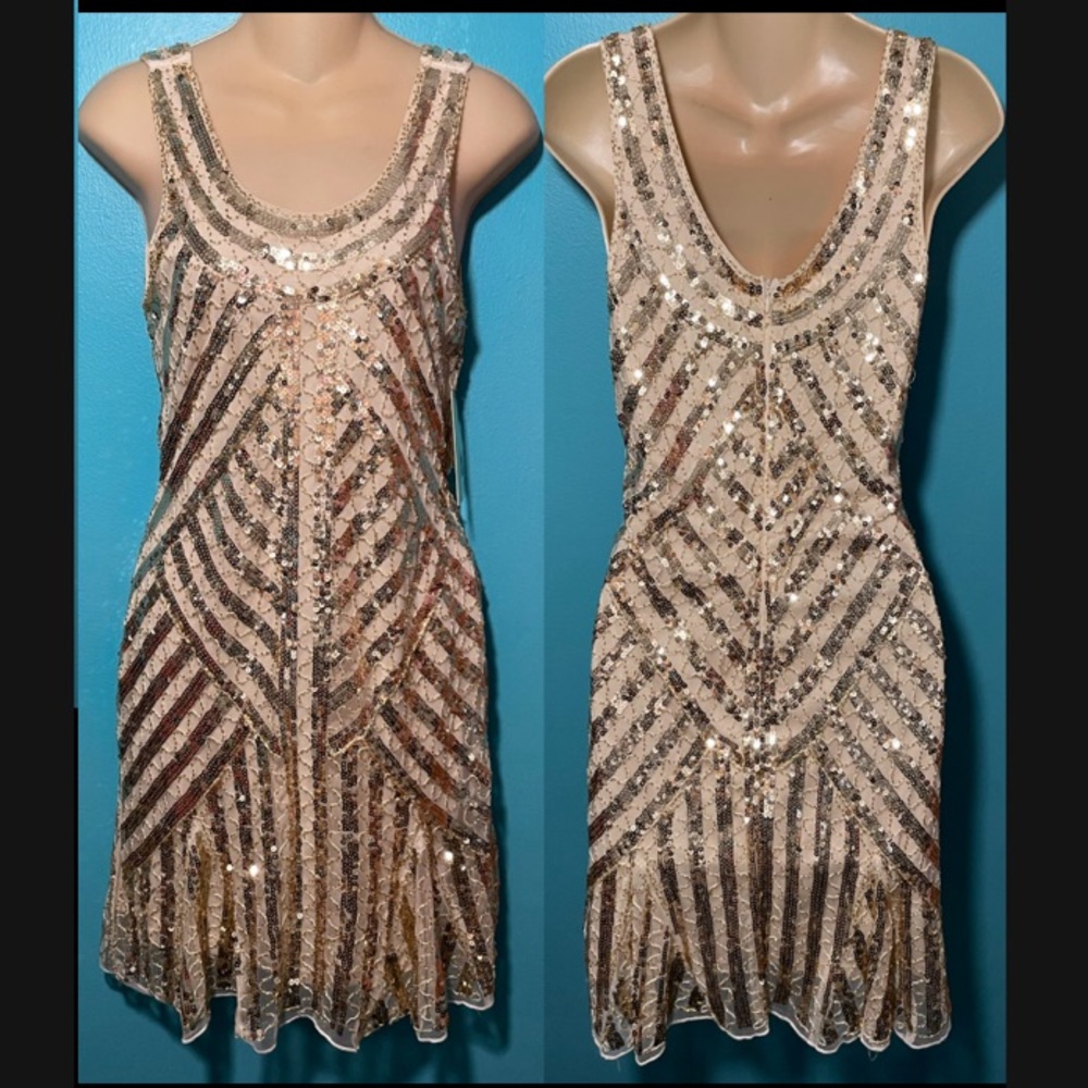 “NEW” Stunning Gold Sequin Sleeveless Dress
